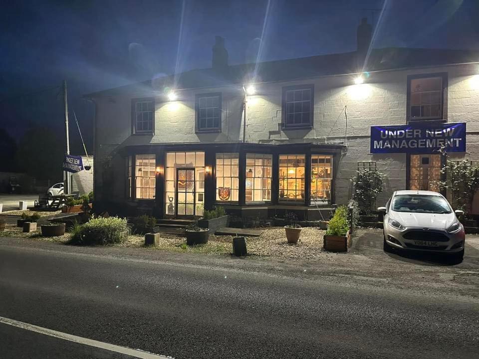 The Penruddocke Arms Bed & Breakfast Dinton  Luaran gambar