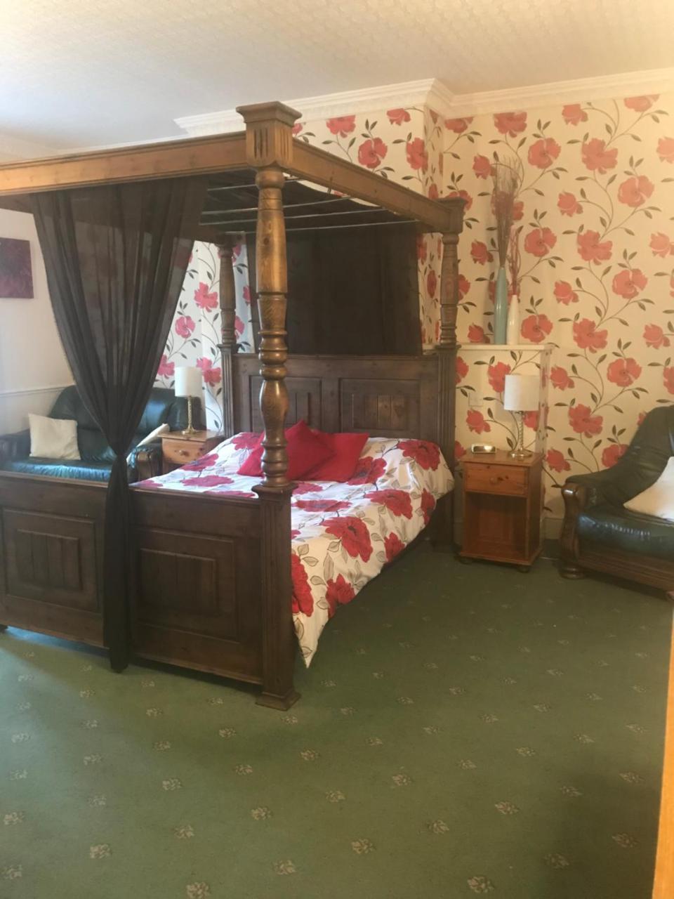 The Penruddocke Arms Bed & Breakfast Dinton  Luaran gambar
